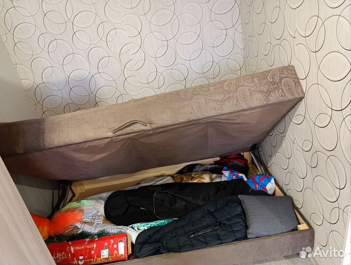 Диван тахта софа бу