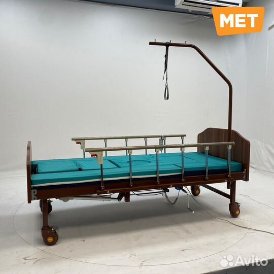 MET Emet Медицинская кровать с туалетом