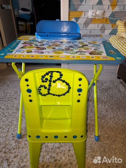 Детский столик и стульчик