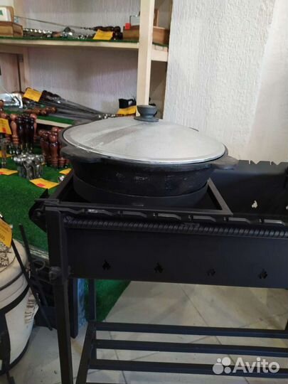 Мангал с подказанником и решеткой