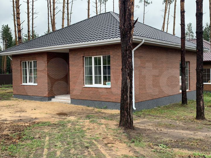 Коттедж 100 м² на участке 6 сот.