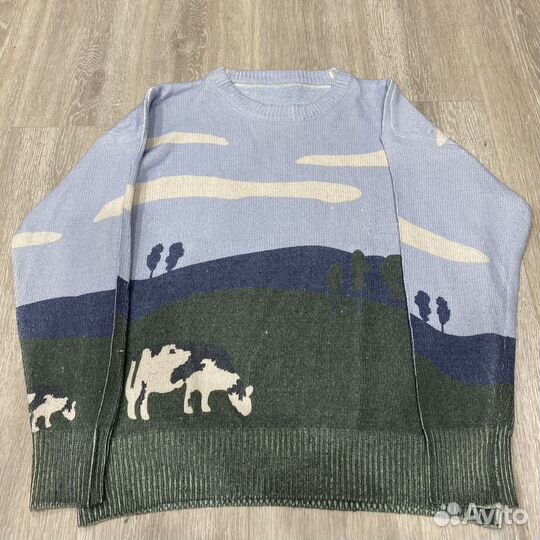 Свитер с коровками