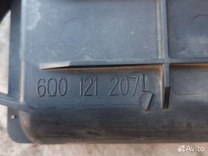 Вентилятор радиатора Шкода Фабия 1 1.2i оригинал