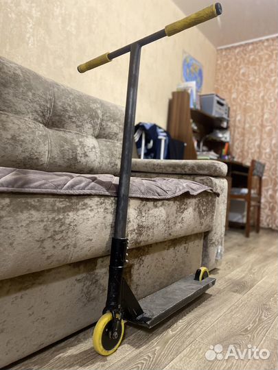 Трюковой самокат кастом стрит