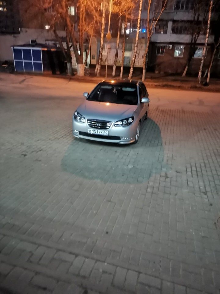 Hyundai Elantra: фото владельца