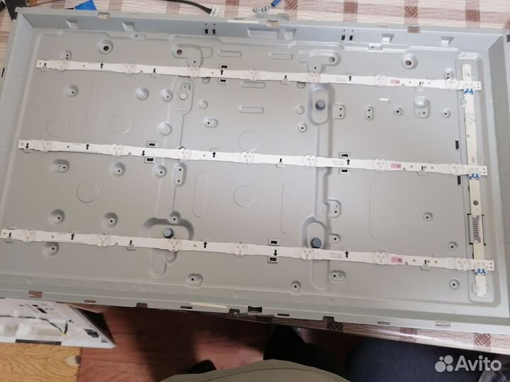 Подсветка матрицы телевизора Samsung ue32h4510ak
