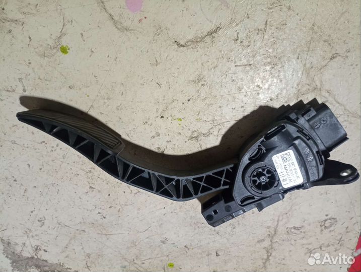 Педаль газа Ford Eco Sport