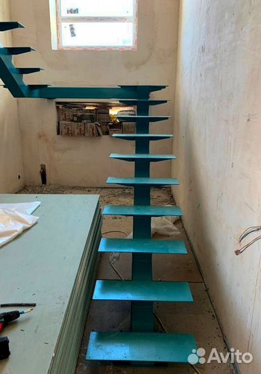 Изготовление лестниц под ключ