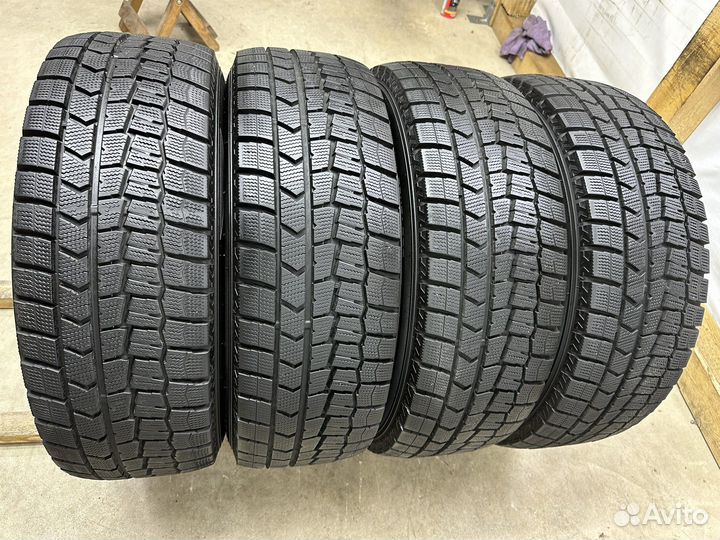 Dunlop Winter Maxx WM01 215/60 R16 95Q
