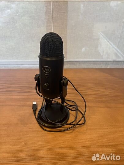 Микрофон blue yeti black