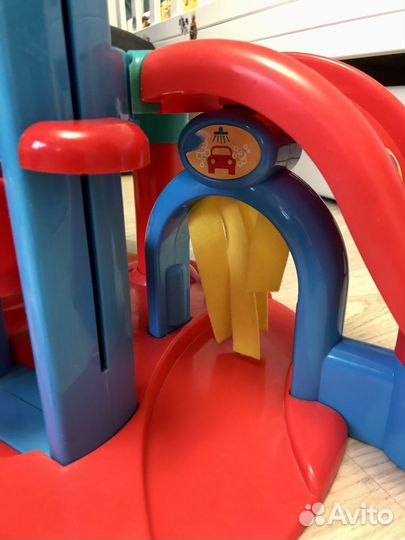 Трек парковка для машинок