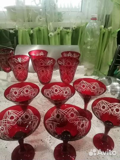 Бокалы, для вина и для мартини