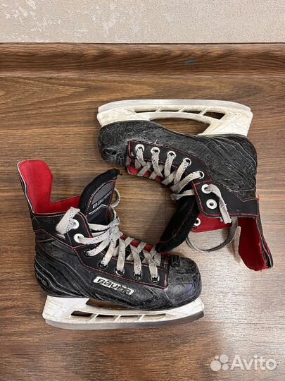 Коньки хоккейные bauer