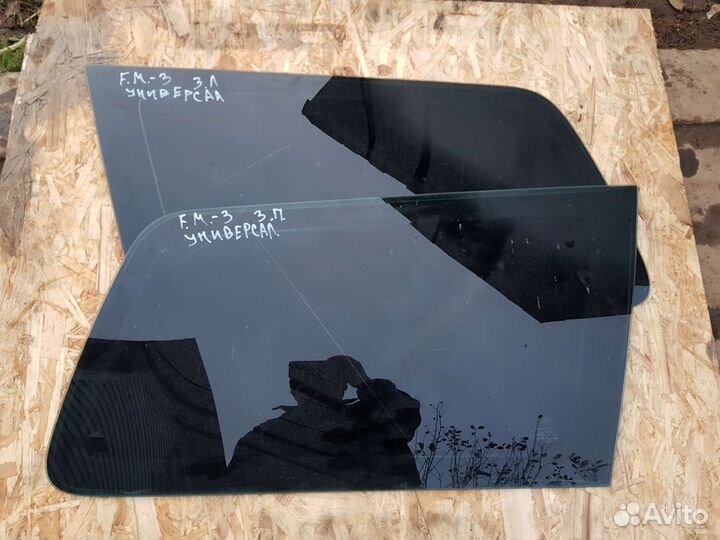 Стекло двери Ford Mondeo 3 универсал