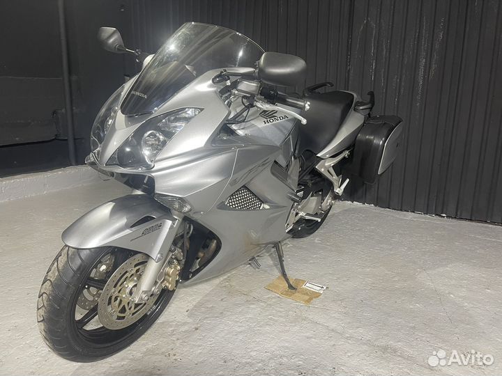 Honda VFR 800