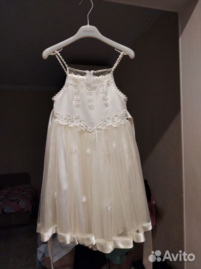 Нарядное платье для девочки
