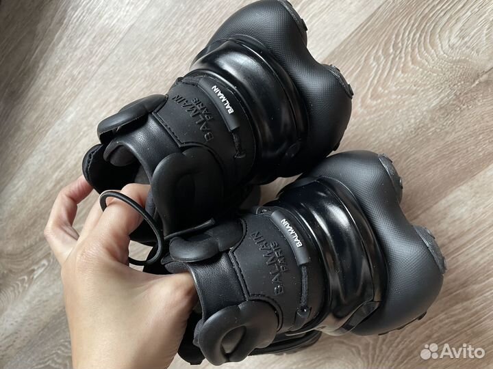 Кроссовки женские balmain