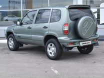 Chevrolet Niva 1.7 MT, 2007, 35 568 км, с пробегом, цена 639 000 руб.