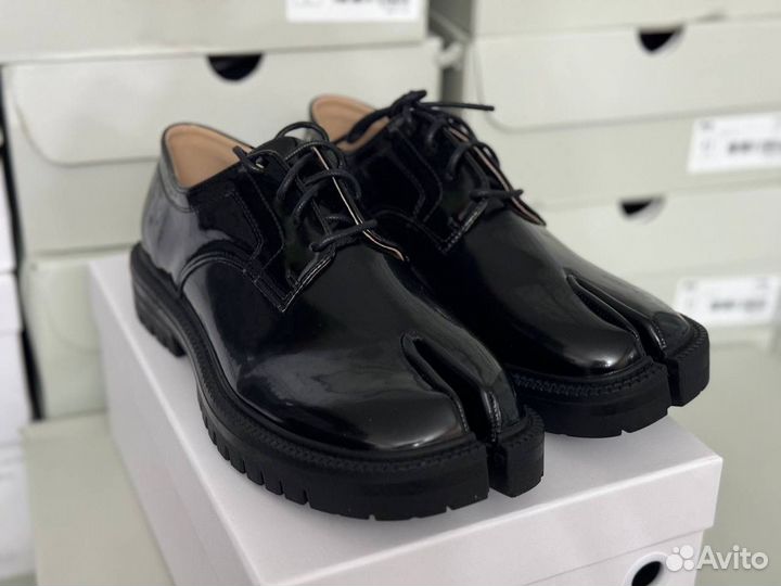 В наличии Туфли Maison Margiela Tabi type