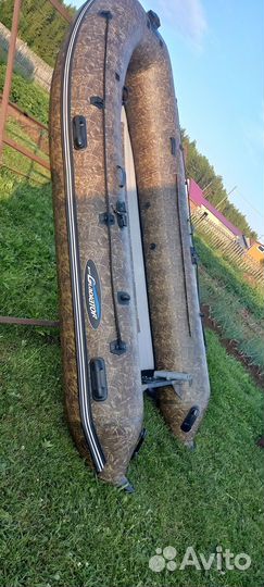 Лодка гладиатор 380