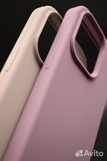 Силиконовый чехол на iPhone 14 Pro