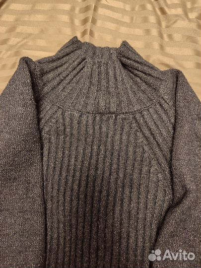Свитер женский
