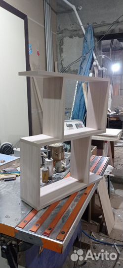 Полочка настенная