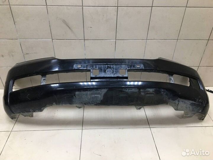 Бампер передний Toyota Land Cruiser