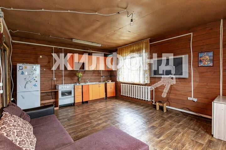 Дом 94 м² на участке 5 сот.