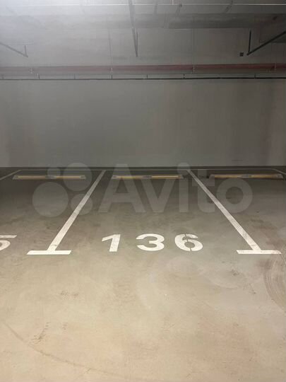 Машиноместо, 14 м²