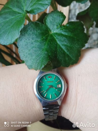 Продам часы женский Orient