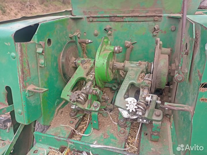 Пресс-подборщик John Deere 342 A, 2000