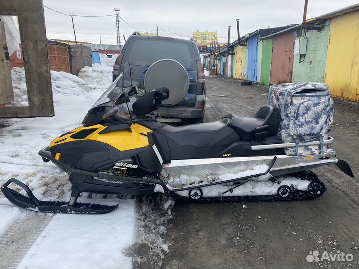 Продается снегоход BRP SKI-DOO Skandik WT 550