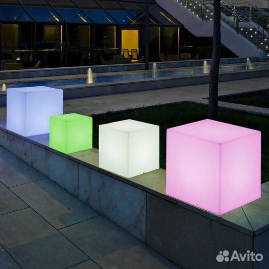 Уличные световые Кубы, столы и стулья RGB и белые