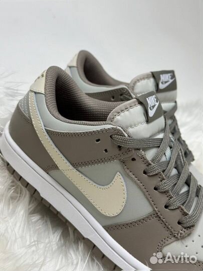 Женские кроссовки Nike dunk low