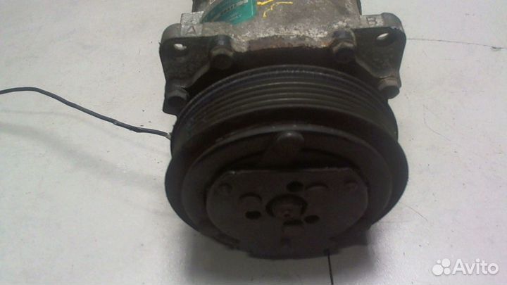 Компрессор кондиционера Skoda Felicia, 1999