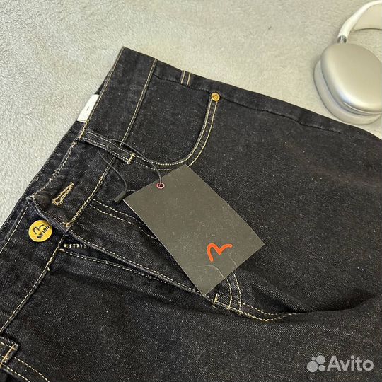 Джинсы evisu