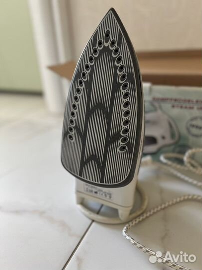 Утюг first FA-5627 с подачей пара