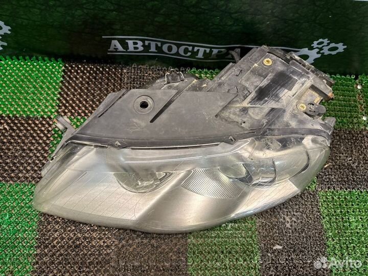 Фара левая Volkswagen Passat B6