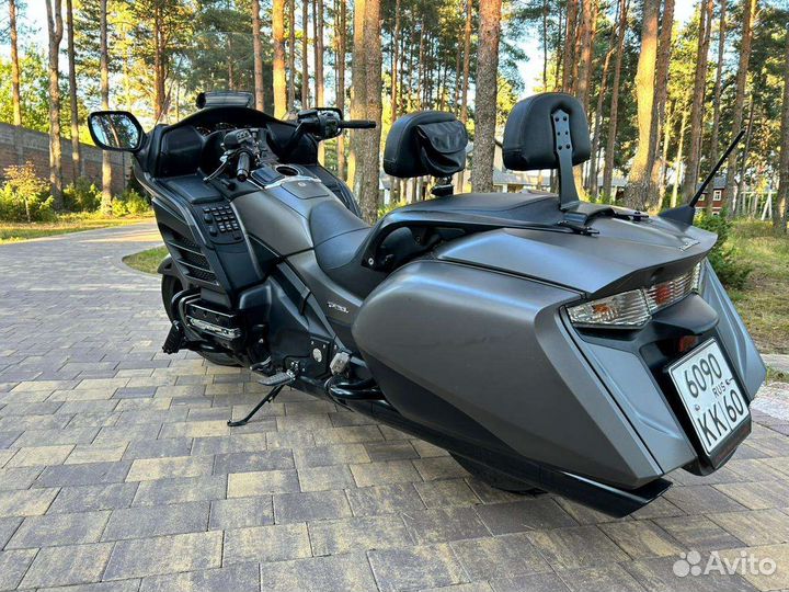 Honda gold wing GL1800 F6B Bagger