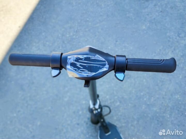 Электрсамокат / GT ES2