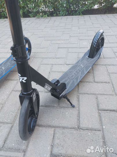 Самокат взрослый с большими колесами
