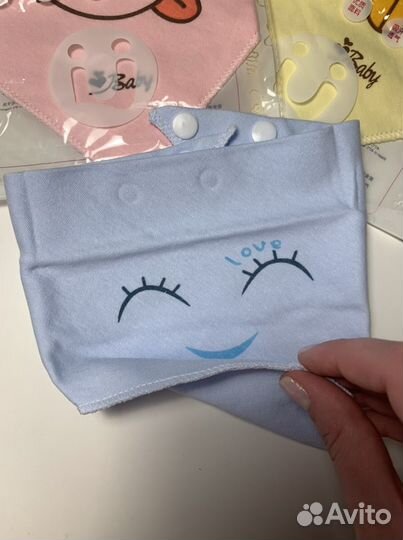 Слюнявчики детские