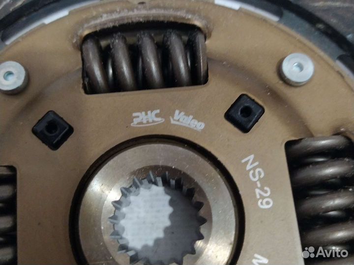 Диск сцепления новый на Nissan Almera