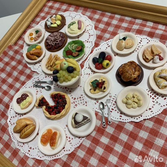 Набор еды из полимерной глины из 20 блюд