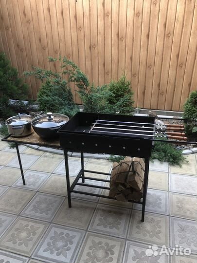Мангал с выдвижной столешницей