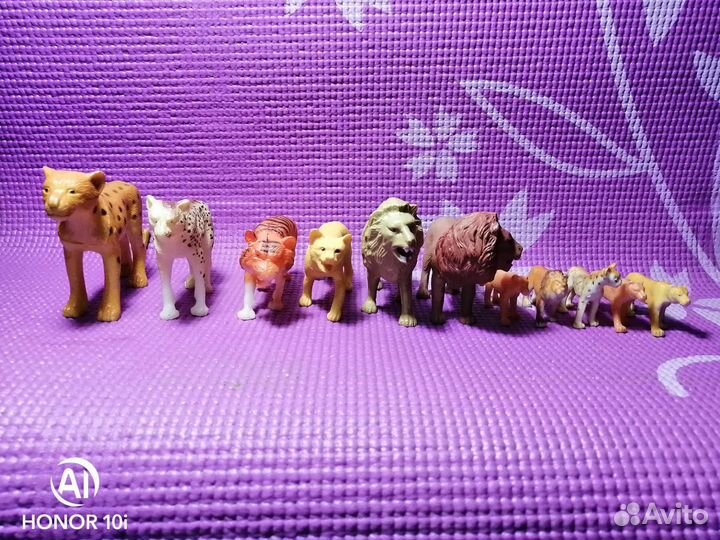 Фигурки животных kalekta и China