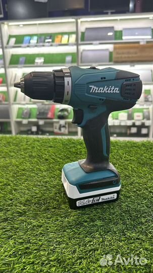 Аккумуляторная дрель-шуруповерт Makita DF347DWE