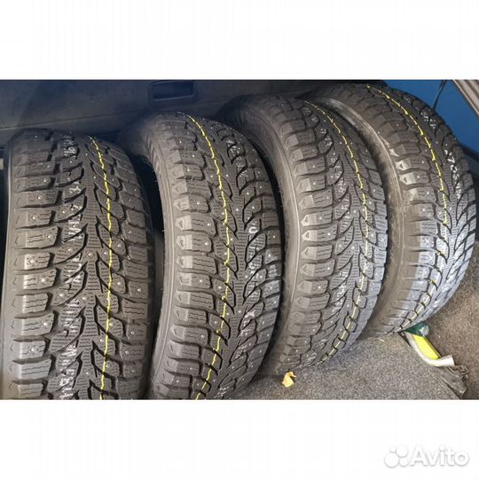 Kumho WinterCraft Ice Wi32 225/50 R17 98T