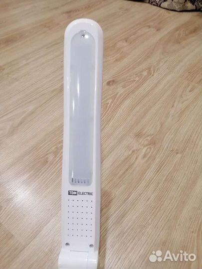 Светодиодный светильник настольный